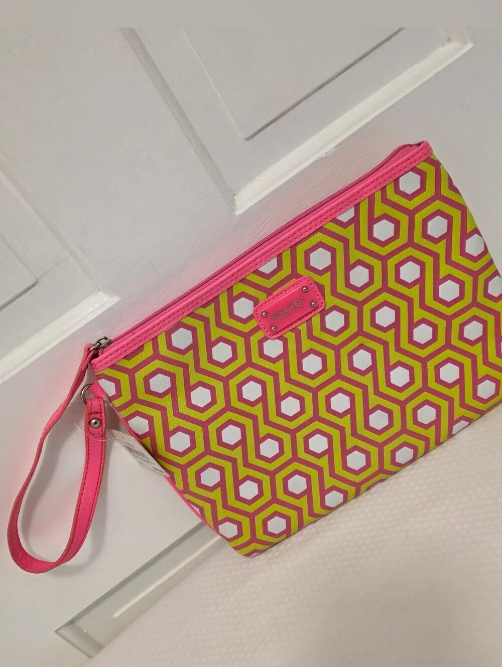 NWT Nine West Pink and Lime Geometric Large Wristlet Clutch, Ret. $35